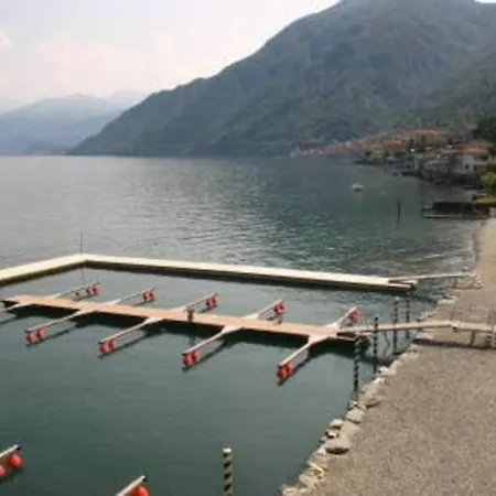 아파트 Bellagio Lake 레체노
